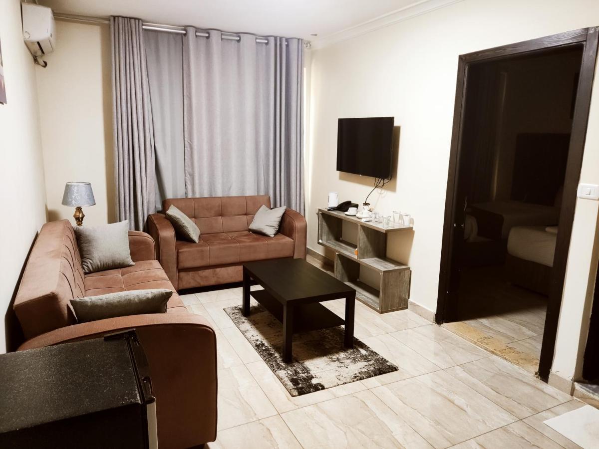 Golden Plaza Hotel Amman Exterior photo